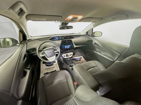 Certified 2018 Toyota Prius Two w/ Prius Two Safety Plus Package FWD image 22