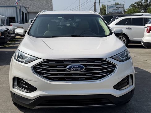Used 2019 Ford Edge SEL w/ Equipment Group 201A FWD image 3