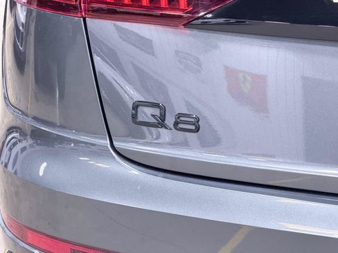 Used 2023 Audi Q8 Prestige AWD/4WD image 25