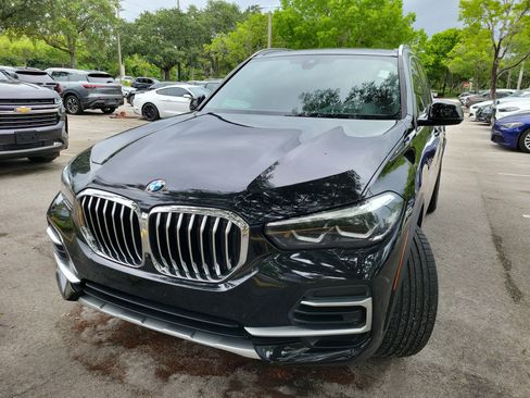 Used 2023 BMW X5 xDrive40i w/ Premium Package AWD/4WD image 3