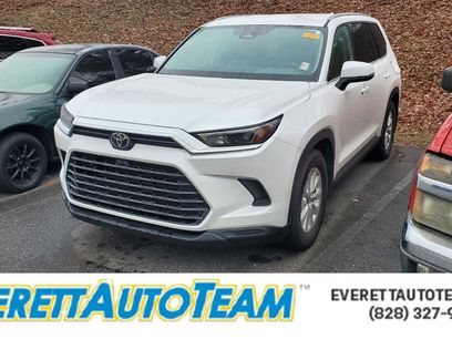 Used 2024 Toyota Grand Highlander XLE