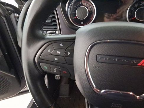 Used 2016 Dodge Challenger SXT w/ Driver Convenience Group image 23