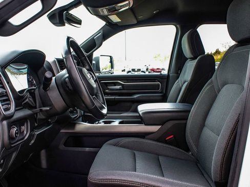 Used 2023 RAM 1500 Big Horn image 29