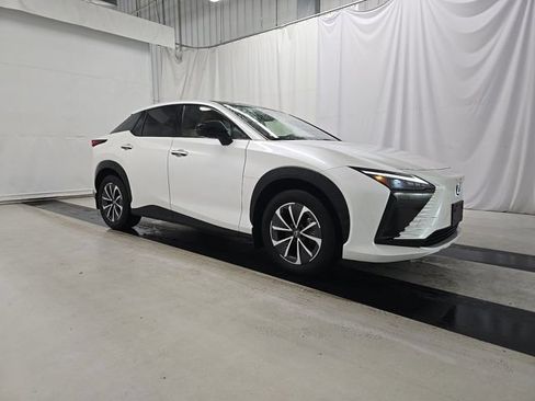 Used 2023 Lexus RZ 450e Premium w/ Technology Package AWD/4WD image 10