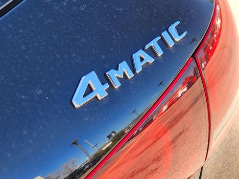 Used 2023 Mercedes-Benz GLA 250 4MATIC image 11