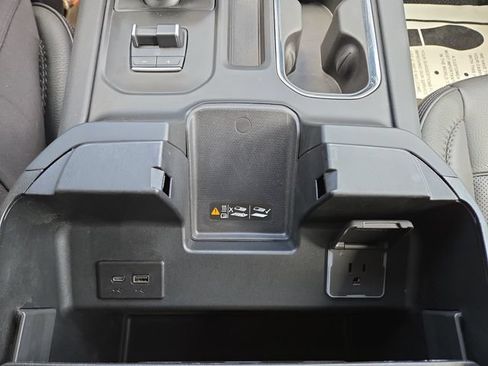 Used 2026 GMC Sierra 1500 Denali AWD/4WD image 23