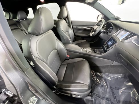 Used 2023 INFINITI QX50 Sport image 28