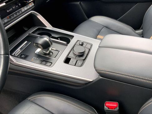 Used 2024 MAZDA CX-90 Plug-In Hybrid w/ Premium Plus image 17