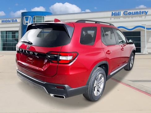 New 2026 Honda Pilot EX-L image 5