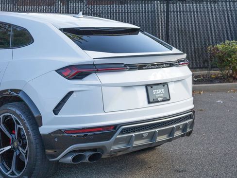 Used 2019 Lamborghini Urus image 29