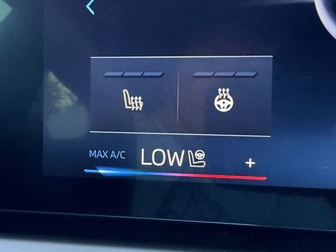 Certified 2025 BMW X3 xDrive30i w/ Premium Package image 24