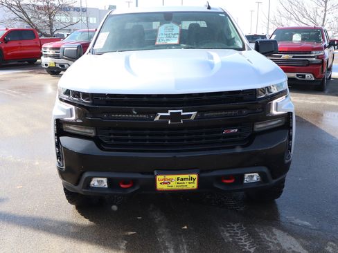 Certified 2021 Chevrolet Silverado 1500 LT Trail Boss image 2