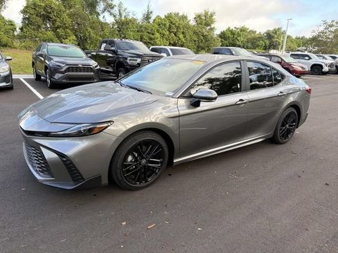 Certified 2026 Toyota Camry SE FWD image 5