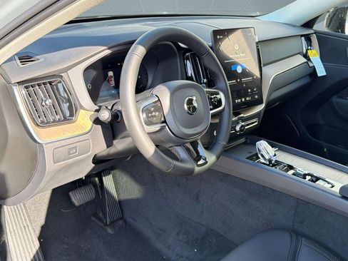 New 2026 Volvo XC60 B5 Core w/ Climate Package AWD/4WD image 4