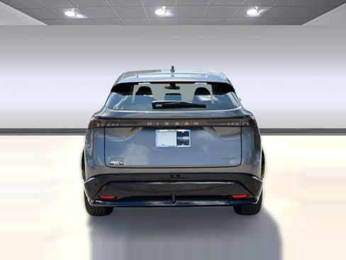 Used 2023 Nissan Ariya FWD image 10