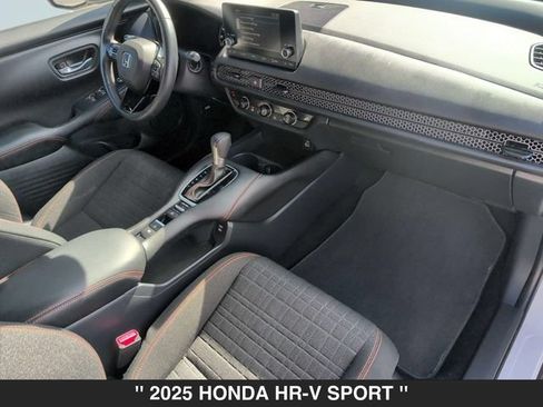 Used 2025 Honda HR-V Sport image 32