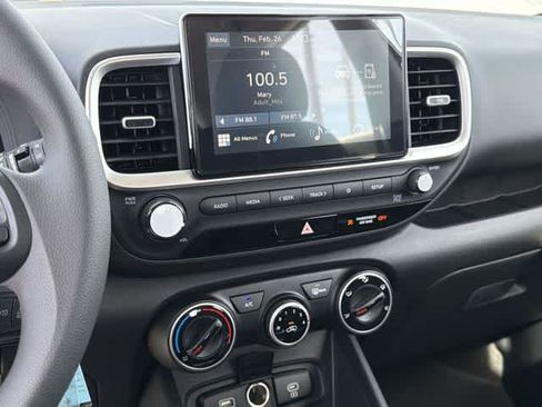 New 2026 Hyundai Venue SE image 20