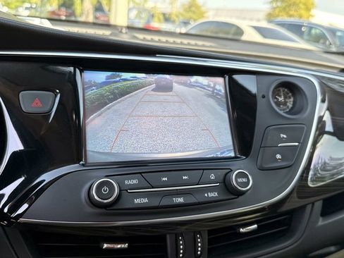 Used 2019 Buick Envision Preferred FWD image 25