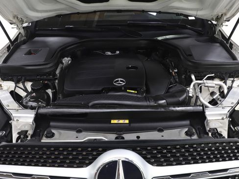 Used 2020 Mercedes-Benz GLC 300 4MATIC Coupe image 34