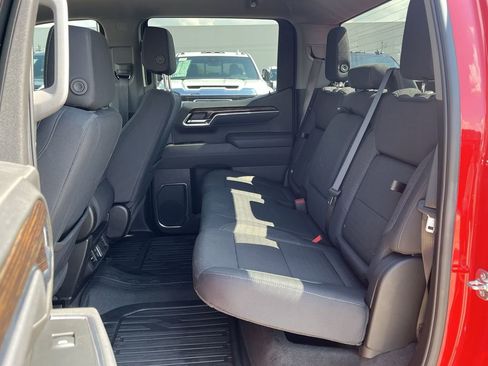 New 2025 GMC Sierra 1500 Elevation image 37