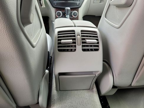 Used 2009 Mercedes-Benz C 300 Luxury image 8