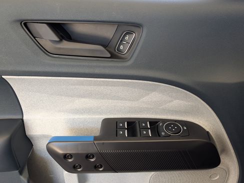 Used 2025 Ford Maverick XLT w/ XLT Luxury Package image 15