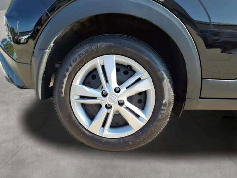 Used 2025 Nissan Kicks Play S FWD image 20