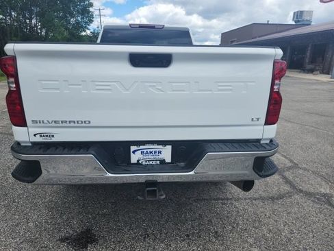 Used 2025 Chevrolet Silverado 2500 LT w/ Convenience Package AWD/4WD image 4