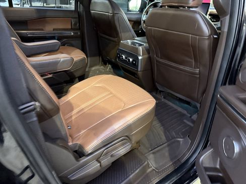 Used 2023 Ford Expedition Max King Ranch image 11