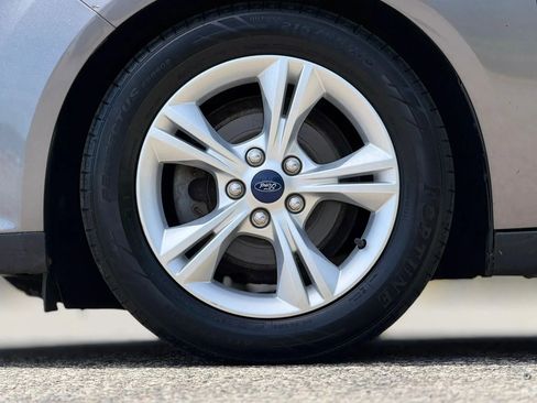 Used 2013 Ford Focus SE FWD image 29