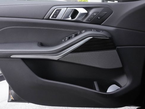 Certified 2026 BMW X5 sDrive40i RWD image 30