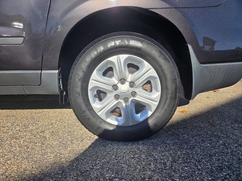 Used 2015 Chevrolet Traverse LS image 26