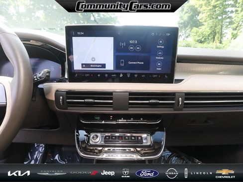 Used 2023 Lincoln Corsair FWD w/ Equipment Group 101A image 16