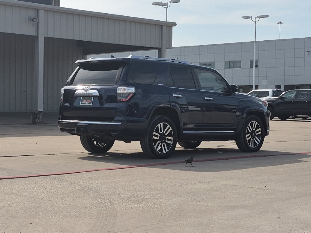 Used 2018 Toyota 4Runner Limited AWD/4WD image 6