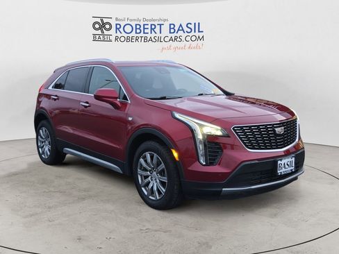 Used 2019 Cadillac XT4 Premium Luxury w/ Cold Weather Package image 7