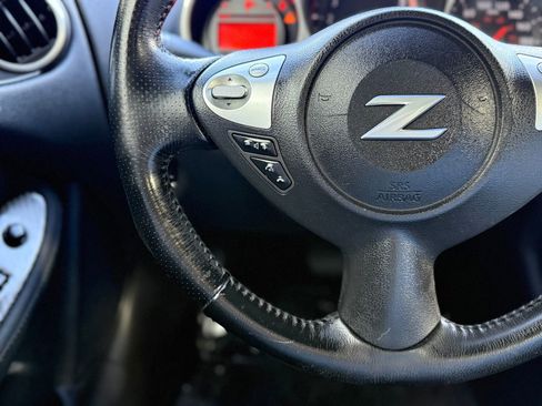 Used 2016 Nissan 370Z Coupe RWD image 24