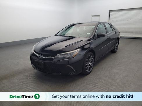 Used 2015 Toyota Camry XSE image 1