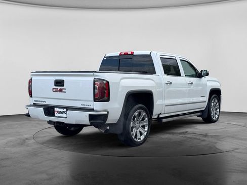 Used 2017 GMC Sierra 1500 Denali w/ Denali Ultimate Package AWD/4WD image 9