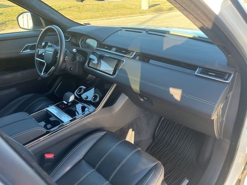 Used 2023 Land Rover Range Rover Velar R-Dynamic S image 23