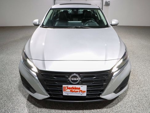 Used 2023 Nissan Altima 2.5 SL image 4