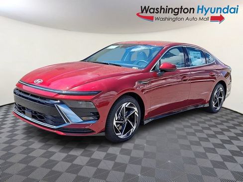 New 2026 Hyundai Sonata SEL FWD image 3