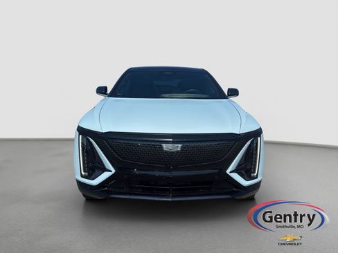 Used 2024 Cadillac Lyriq Sport w/ Nappa Leather Package AWD/4WD image 2