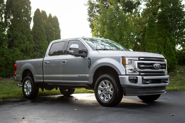 Used 2021 Ford F250 4x4 Crew Cab Super Duty image 3