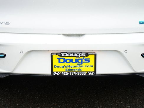 Used 2019 Kia Niro EX Premium w/ Cold Weather Package 1.0 image 6