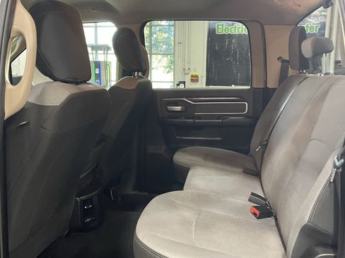 Used 2019 RAM 2500 Big Horn AWD/4WD image 17