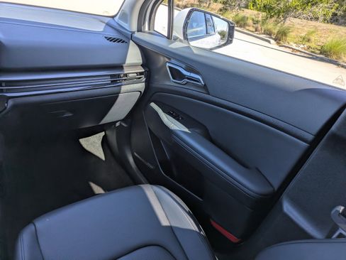 Certified 2026 Kia Sportage SX image 20