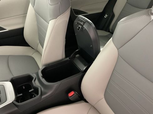 New 2025 Toyota RAV4 XLE Premium image 30