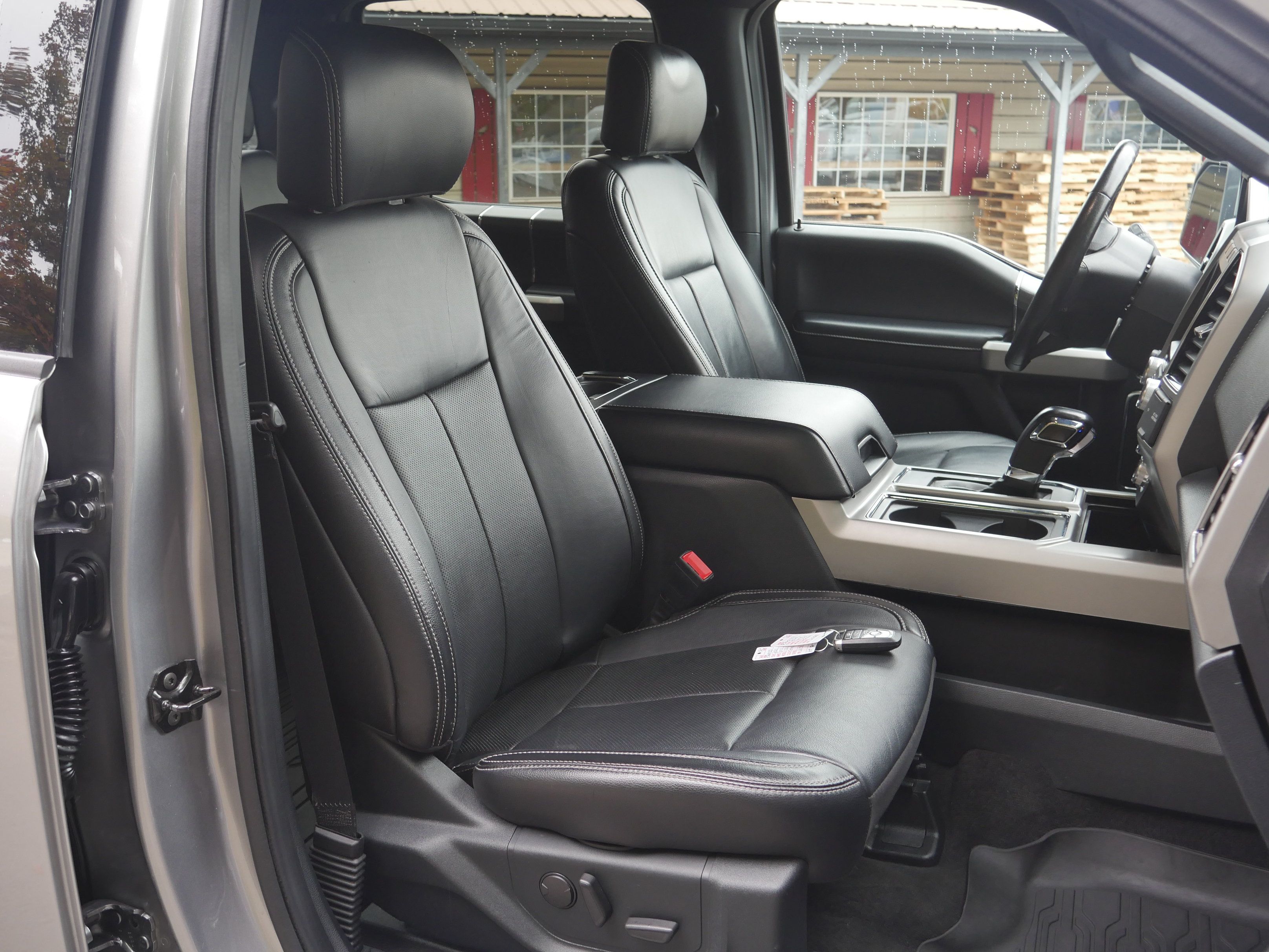 Used 2020 Ford F150 Lariat w/ Equipment Group 502A Luxury AWD/4WD image 27