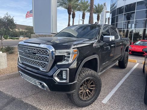 Used 2019 GMC Sierra 1500 Denali image 2
