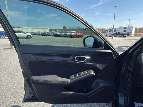 Certified 2025 Honda Civic Sport image 24